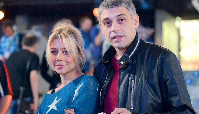 Известная украинская певица впервые показала архивные фото своей тайной свадьбы