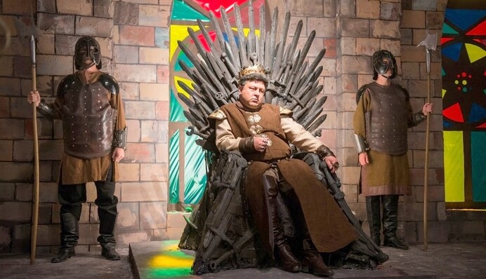 Новый юмористический проект Зеленского сняли с эфира