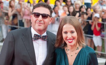 Муж Собчак прокомментировал слухи о пополнении в семье