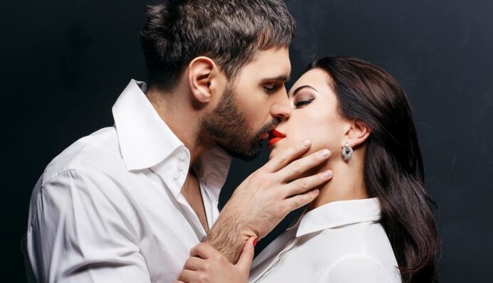 Виталий Козловский рассказал о дикой энергетике своей невесты