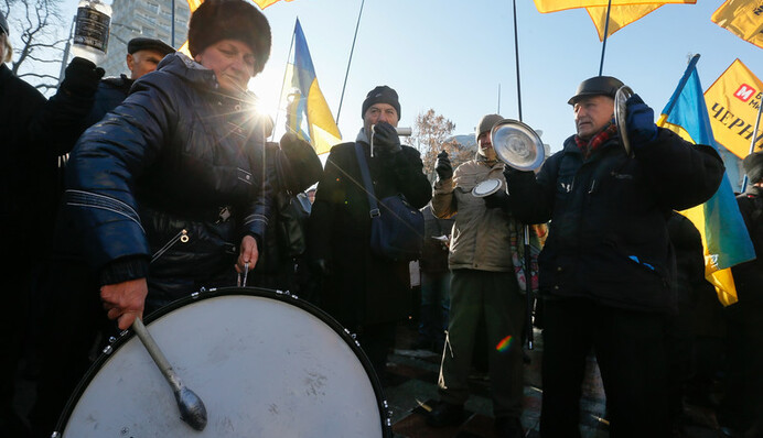 План ФСБ или высокие тарифы: готовы ли украинцы к третьему "майдану"