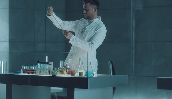 Конкурент Джамалы на Евровидении похвастался клипом от украинского режиссера