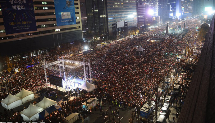 Корейський Майдан і 