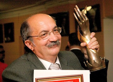 Автор нашумевшего романа 