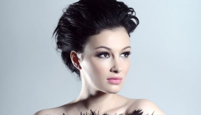 Украинская знаменитость показала в сети свое раритетное фото