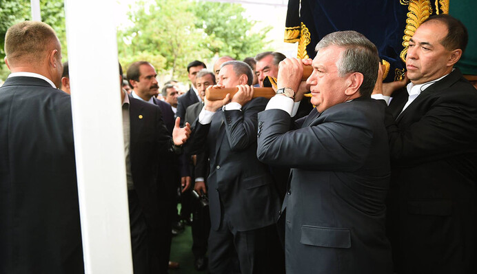 Кланові війни в Узбекистані: що стоїть за чутками про смерть доньки Карімова