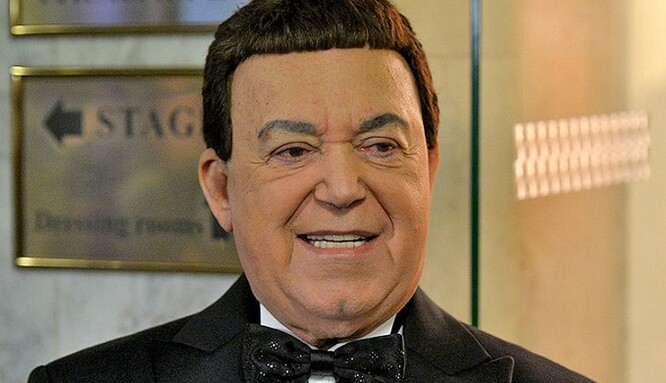 Низкопробное искусство: Кобзон раскритиковал документальный фильм о Шнурове