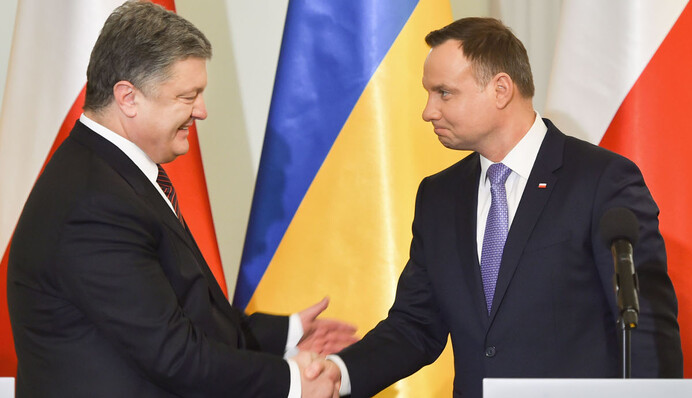 Порошенко у Варшаві: чи вдасться Польщі та Україні відокремити політику від історії