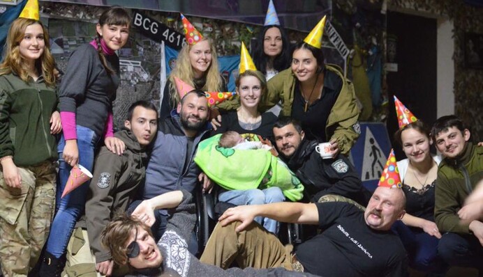 Известный в Украине волонтер поделилась в сети фото новорожденной дочери