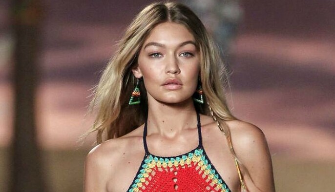 Джиджи Хадид засветила в сети откровенное декольте