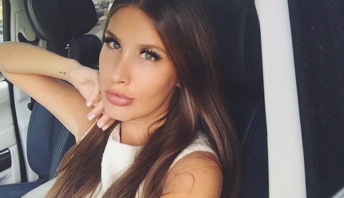 Кети Топурия возмутила сети накрашенной годовалой дочерью