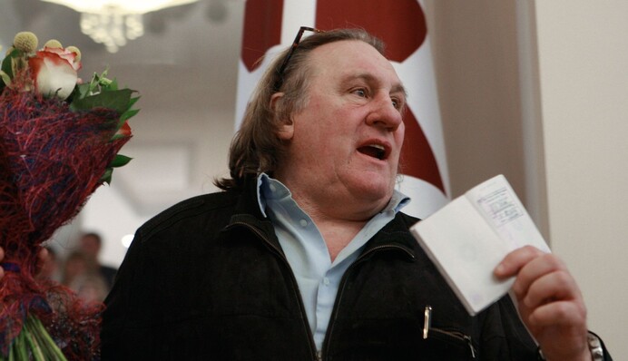 Жерар Депардье хочет отсудить у россиянки $114 тысяч