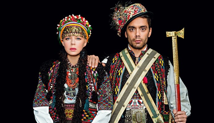 Презентация фотовыставки «Щирі»: украинские звёзды собирают деньги для музеев Украины