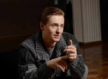 Сергей Безруков увез крошечную дочь в Германию