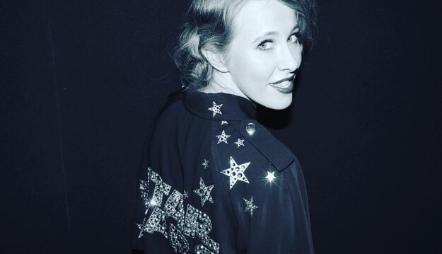 А с ребенком кто: в сети ополчились на горе-мать Ксению Собчак