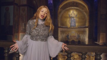 Тина Кароль стала детской писательницей