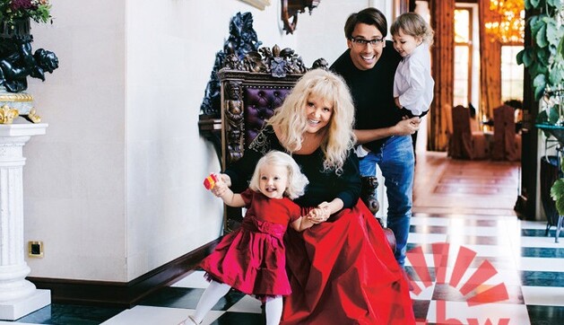 Маленькие гонщики: Алла Пугачева показала в сети непоседливых детей