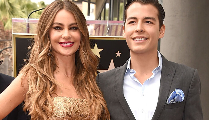 24-летний сын сексапильной телезвезды украсил обложку глянца