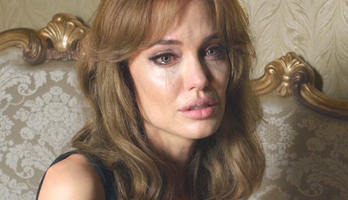 Развод Джоли и Питта: Анджелина шокирована новым условием экс-супруга