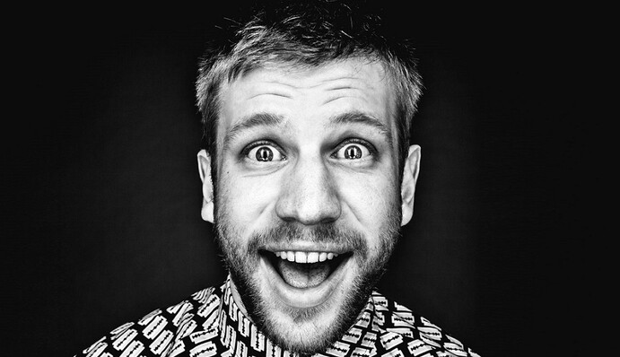 Иван Дорн оригинально поздравил поклонников с Новым годом