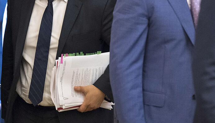 Пенсии, зарплаты, стипендии и налоги: что изменится в жизни украинцев с 1 января