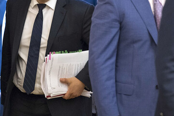 Пенсии, зарплаты, стипендии и налоги: что изменится в жизни украинцев с 1 января