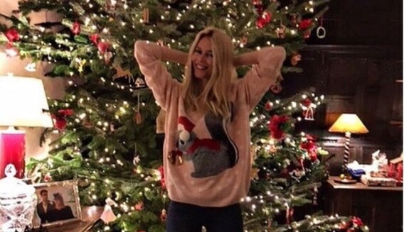 Звездные елки: как знаменитости готовятся к встрече Нового года 2017