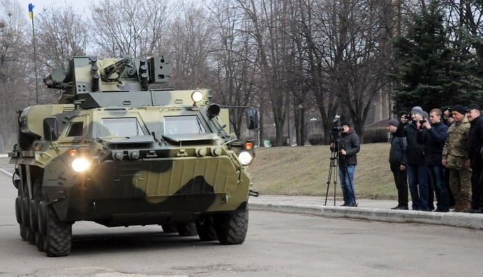 Броня міцна і танки наші швидкі: як озброювали армію в 2016 році