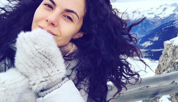 Семейные ценности: Настя Каменских умилила сети видео со своими родителями