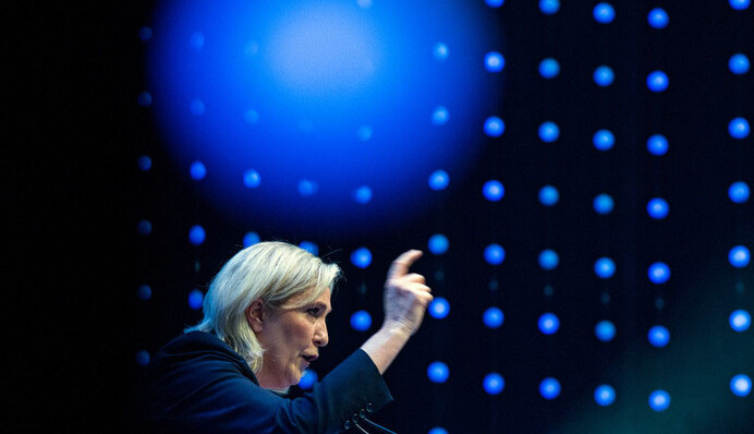 Чотири причини, чому Києву не варто накидатися на Ле Пен