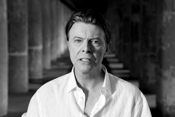 В день 70-летия Дэвида Боуи в сети появился его последний клип