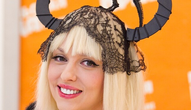 Эпатажная Оля Полякова эффектно оголилась в бане: опубликовано видео