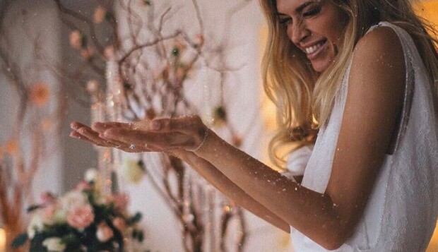 Вера Брежнева умилила сети трогательным видео с дочерью