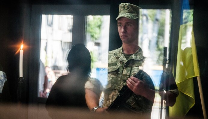 Небойові втрати: чому українські солдати гинуть, коли гармати мовчать