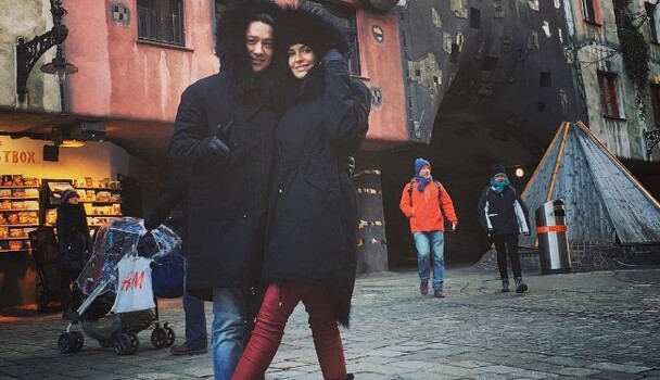 Украинская секс-бомба засветила в сети обручальное кольцо