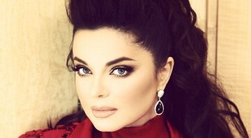 Наташа Королева прилетела в Украину на похороны бабушки