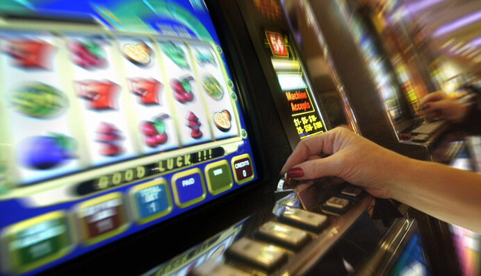 ​Бойцы АТО объявили открытую войну нелегальному игорному бизнесу