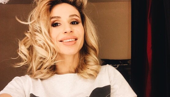 Жаркая Доминикана: Светлана Лобода в бикини ошеломила сети своим прессом