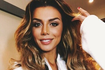 Хозяйка года: Анна Седокова с дочками чуть не сожгла кухню