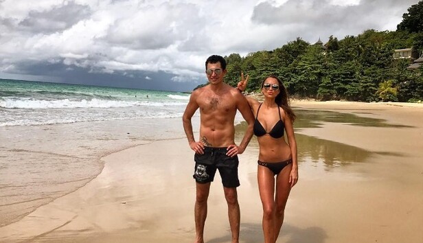 Украинского шоумена заподозрили в тайной женитьбе: опубликовано фото