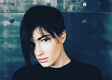 Анастасия Приходько в новом образе припомнила Константину Меладзе старые обиды