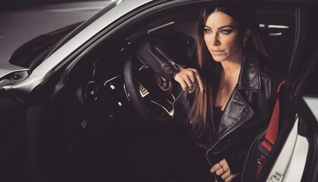 Ани Лорак анонсировала новый гастрольный тур по городам России