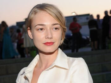 Оксана Акиньшина стала многодетной мамой