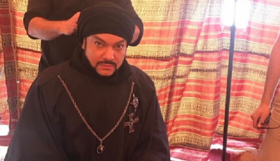 Филипп Киркоров превратился в арабского шейха в жаркой пустыне: опубликованы фото