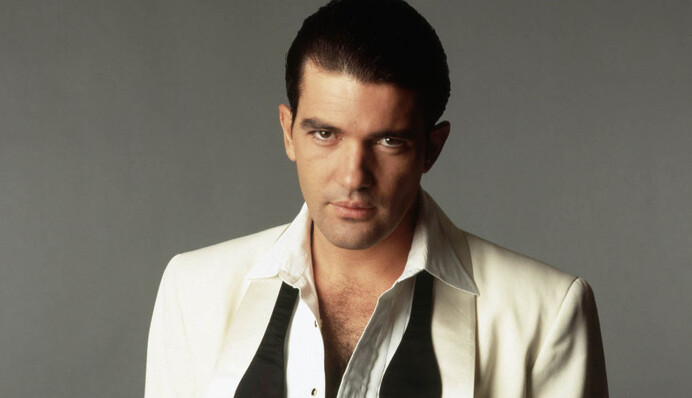 Антонио Бандераса экстренно госпитализировали в Англии