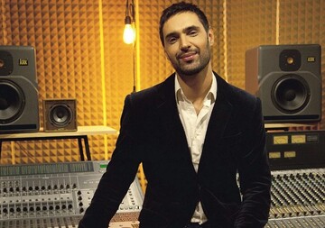 Виталий Козловский поделился трогательным снимком с матерью