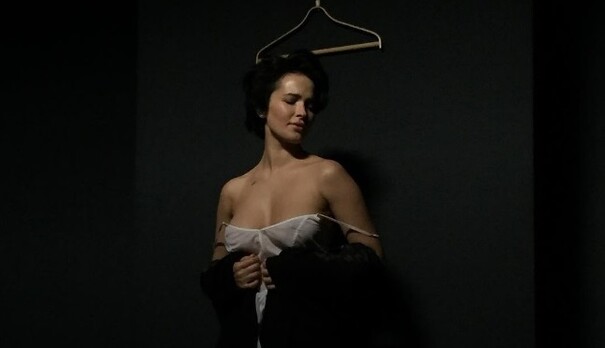 Сексуальная Даша Астафьева представила новый клип: опубликовано видео