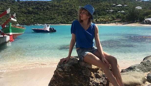 Экс-супруга Федора Бондарчука блеснула стройной фигурой в бикини