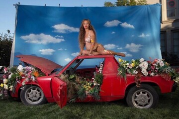 Беременная Бейонсе снялась в трогательной фотосессии с дочерью: опубликованы фото