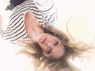 Кэтрин Зета-Джонс устроила экскурсию по своей гардеробной